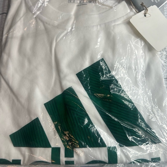 Adidas T-Shirt Mens Size M White Green Short Sleeve Large Logo Print Sportswear - Picture 2 of 5